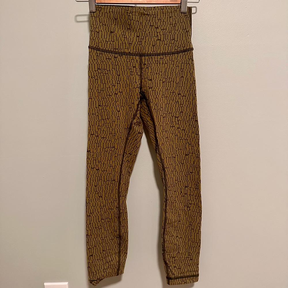 Lululemon leggings